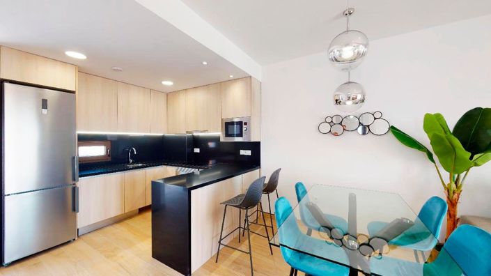 Image No.11-3 Bed Apartment for sale