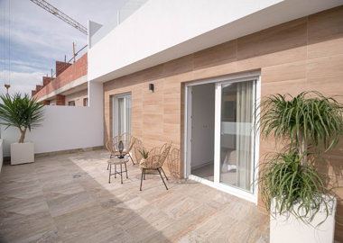 Exterior 11