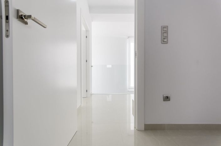 Image No.54-3 Bed House/Villa for sale