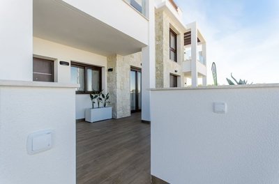Exterior 10
