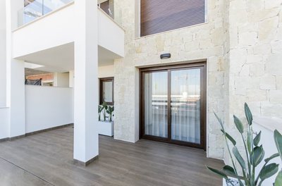 Exterior 7
