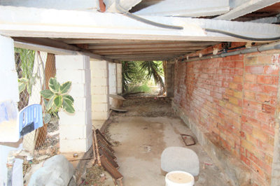 Exterior 11