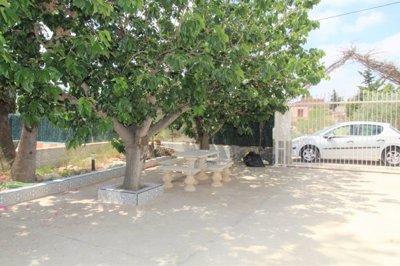 Exterior 7