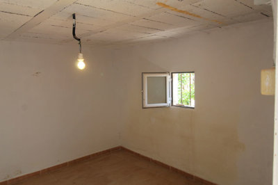 Exterior 9