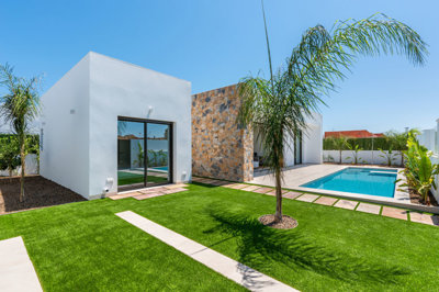 Exterior 12