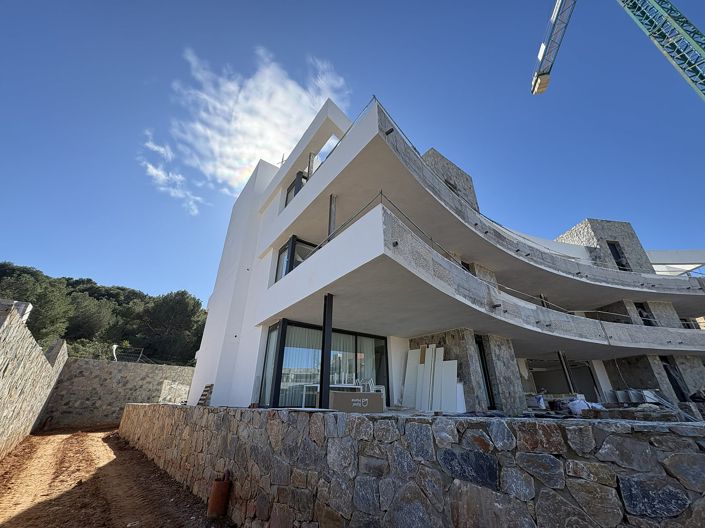 Image No.18-2 Bed Apartment for sale