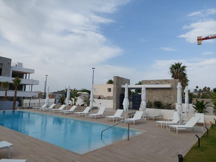 Image No.18-3 Bed Apartment for sale