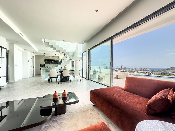 Image No.11-4 Bed House/Villa for sale