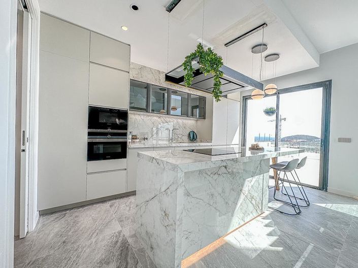 Image No.12-4 Bed House/Villa for sale