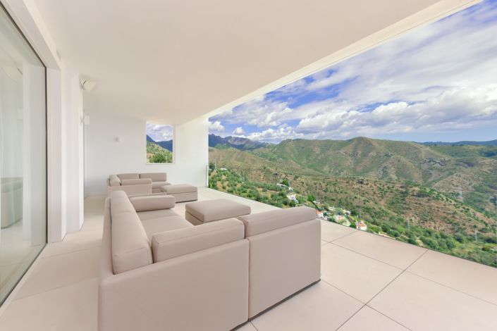 Image No.20-3 Bed Apartment for sale