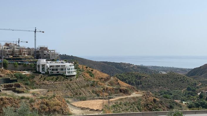 Image No.32-3 Bed Apartment for sale