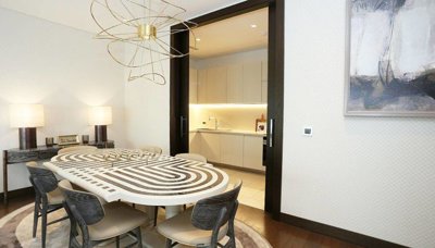 Interior 4