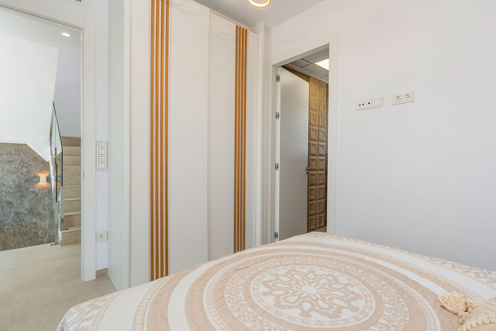 Image No.37-3 Bed House/Villa for sale