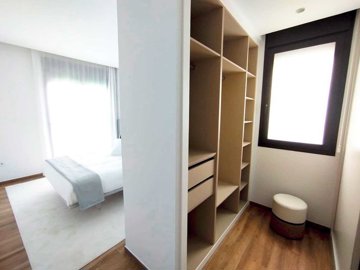 Interior 10