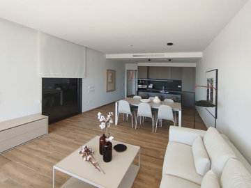 Interior 3