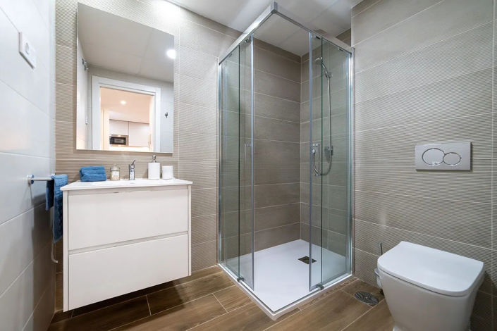 Image No.20-1 Bed Apartment for sale