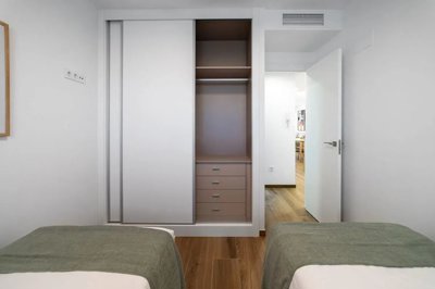 Interior 7