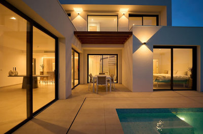 Exterior 11