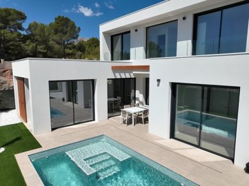 Exterior 2