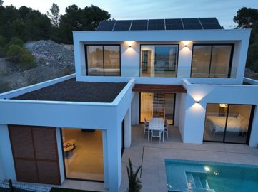 Exterior 4