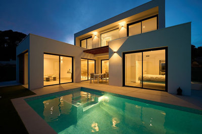 Exterior 8