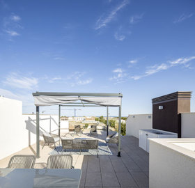 Exterior 5