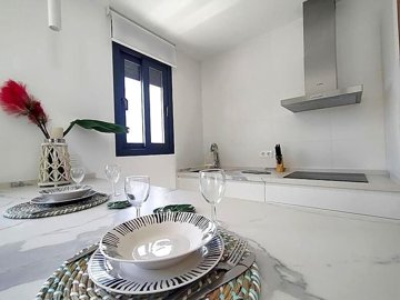 Interior 8
