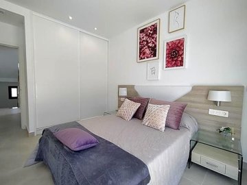 Interior 11