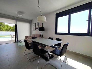 Interior 5