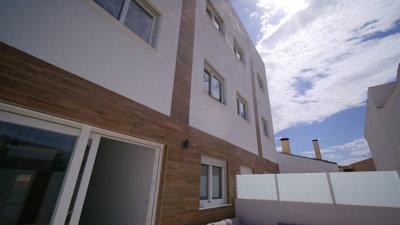 Exterior 3