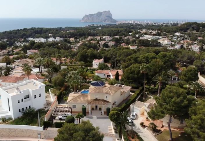 Image No.1-4 Bed House/Villa for sale