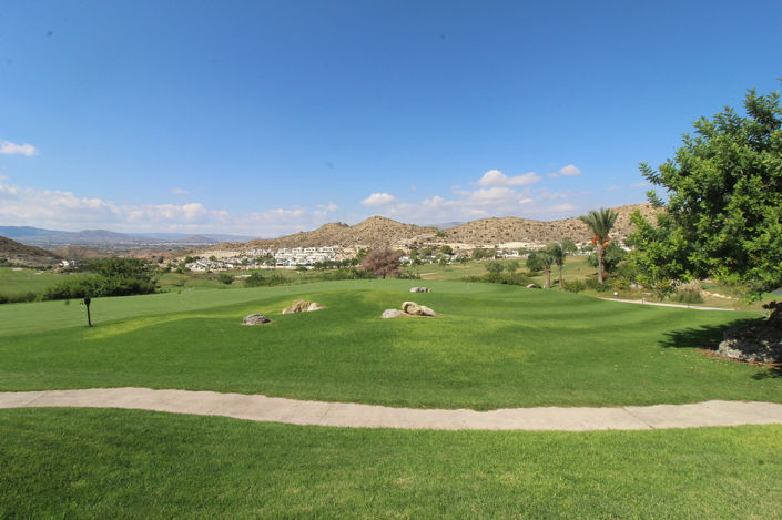 Image No.20-2 Bed Apartment for sale