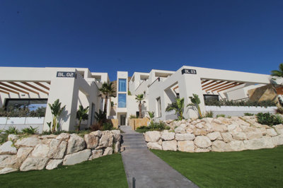Exterior 6