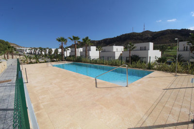 Exterior 8