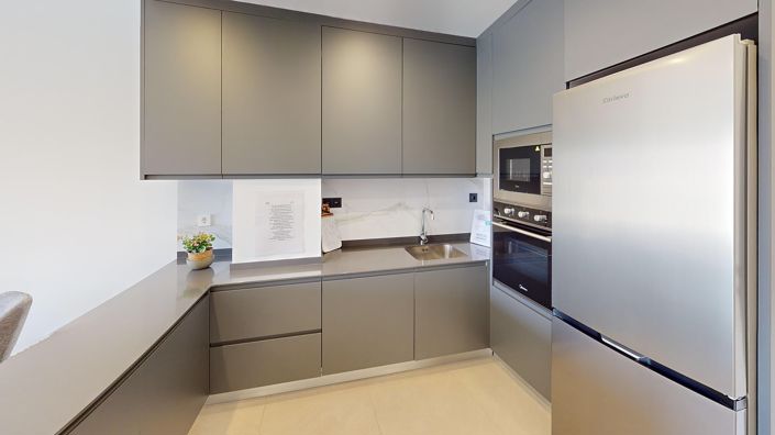 Image No.10-3 Bed Apartment for sale