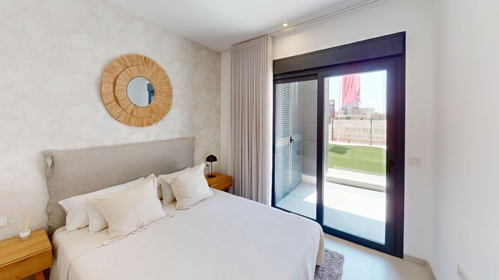 Image No.12-3 Bed Apartment for sale
