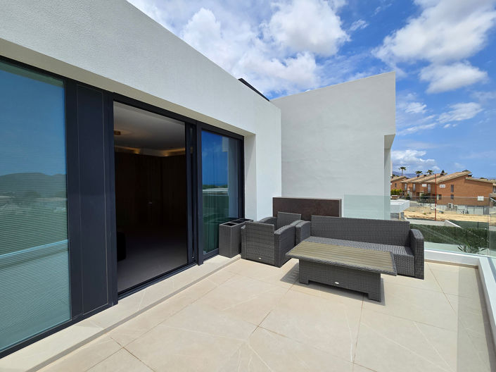 Image No.8-4 Bed House/Villa for sale