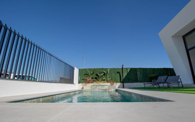 Exterior 15