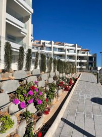 Exterior 9