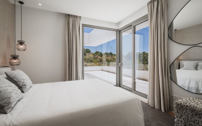 Image No.35-4 Bed House/Villa for sale