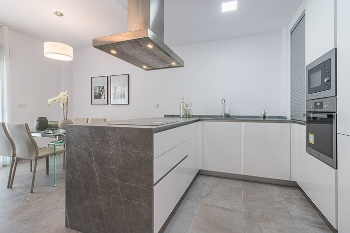 Image No.37-3 Bed Apartment for sale