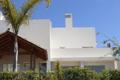 Exterior 12