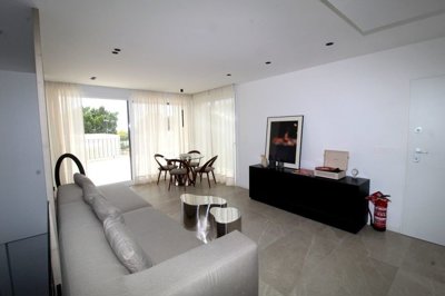 Interior 3