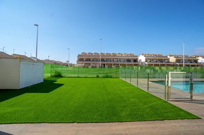 Exterior 12