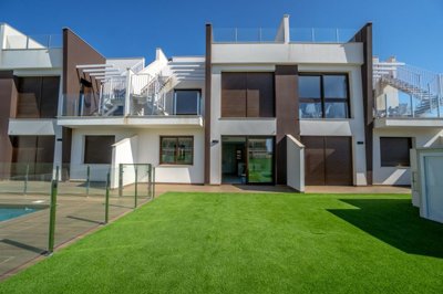 Exterior 6