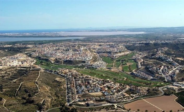 Image No.10-4 Bed House/Villa for sale