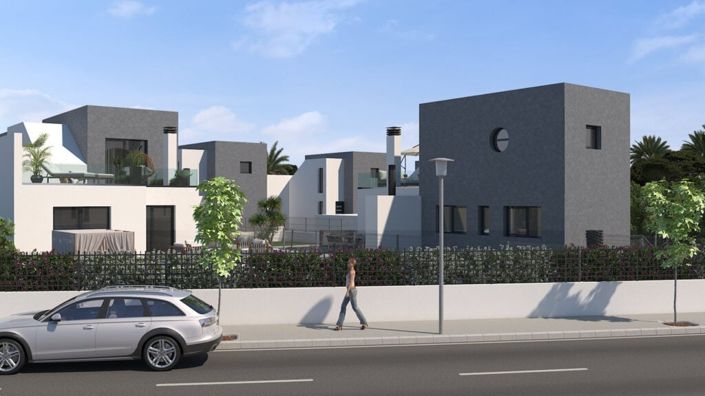 Image No.2-4 Bed House/Villa for sale