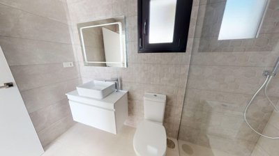 Interior 11