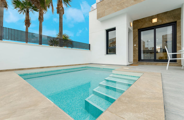 Image No.2-Maison / Villa de 3 chambres à vendre à Torrevieja