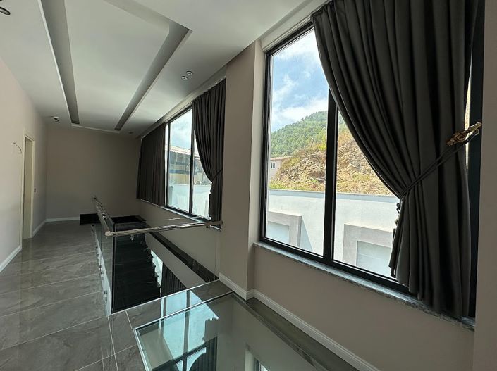 Image No.37-5 Bed House/Villa for sale